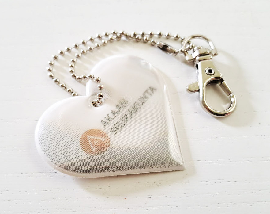 Kotimainen sydän pehmoheijastin